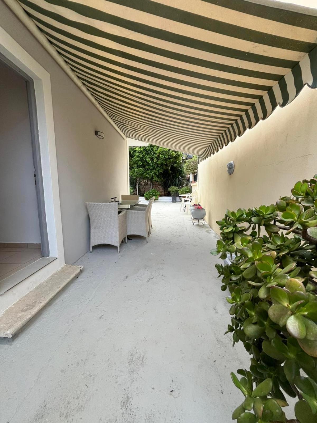 Cozy House In Argostoli Villa Bagian luar foto