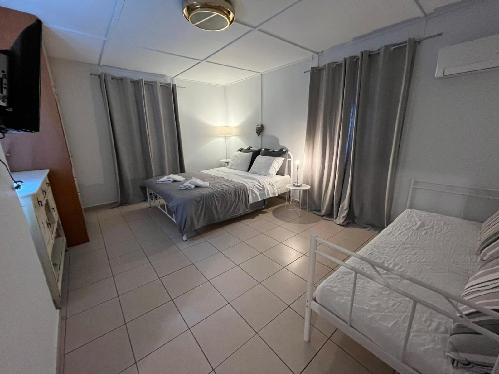 Cozy House In Argostoli Villa Bagian luar foto